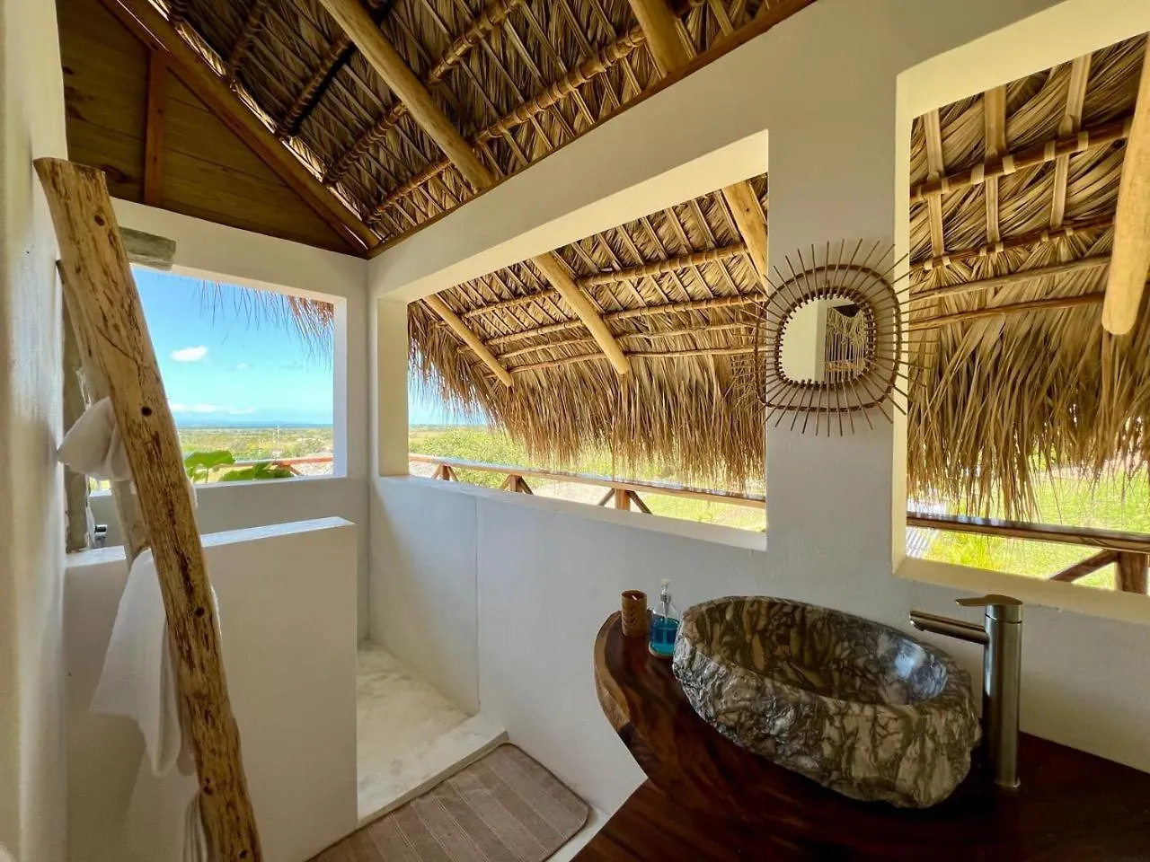 Bed & Breakfast Margarita Ecovillage Miches